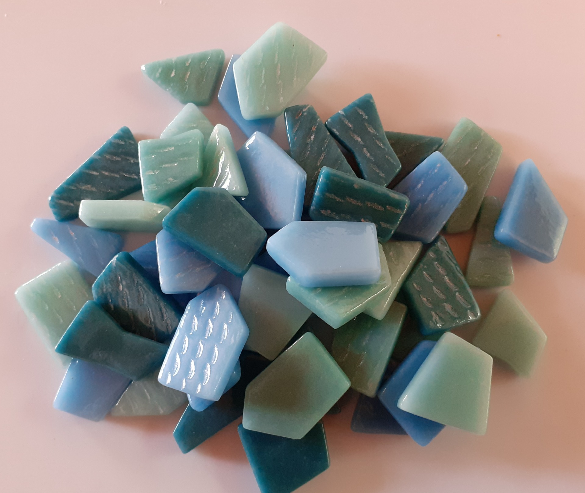Onophoudelijk G wimper Snippets puzzel Mozaïek steentjes mix Blauw/Groen/Aqua 250 gram - Mozaiek  Steentjes