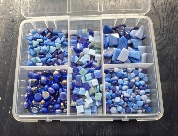 Doosje blauw met snippets